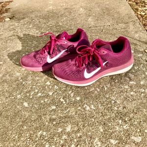 Nike Running Shoes Pink US Women’s Size 7